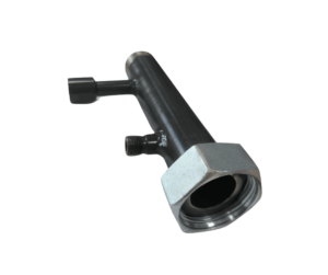 Obráběné kovové díly | svařovaná ocelová trubka s připojkou | ocelová trubka se závitem | zakázková výroba ocelových dílů | CNC obrábění na zakázku