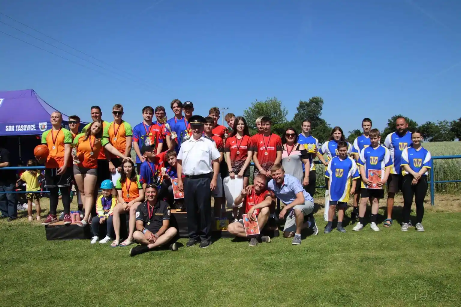 SDH Tasovice, hasičský tým mládeže během soutěže.