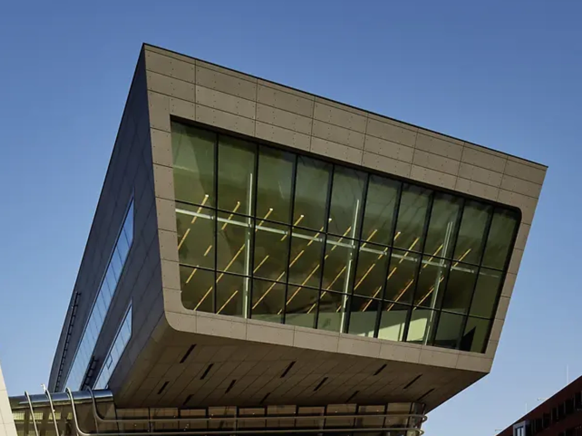 Výměníky tepla Aptec production WU Campus Vídeň Rakousko univerzitní budovy vytápění a chlazení