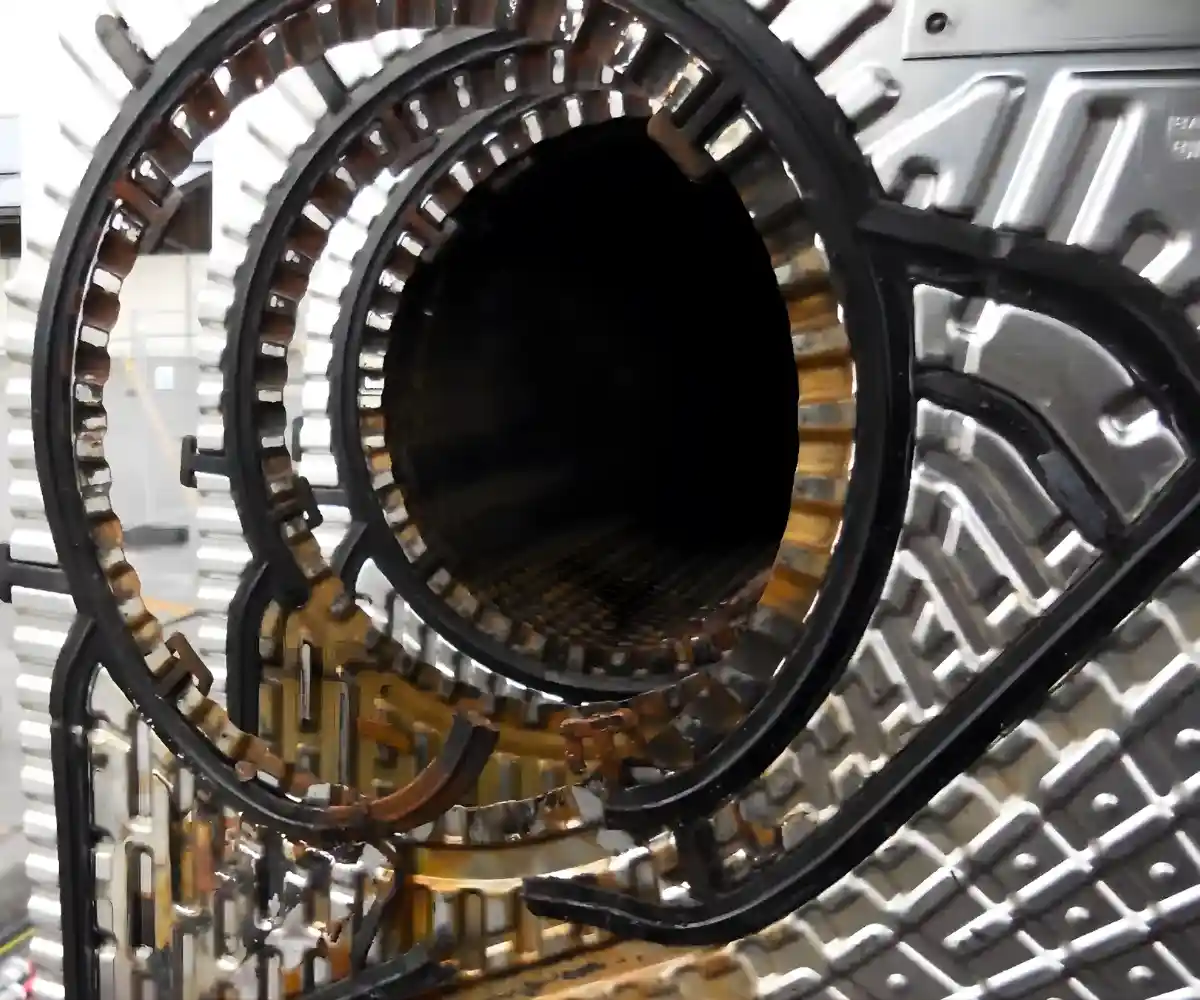 Servis deskového výměníku tepla čištění a oprava zařízení