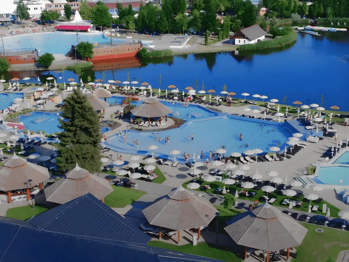 Výměníky tepla aquapark Hajdúszoboszló ohřev vody bazény wellness provoz